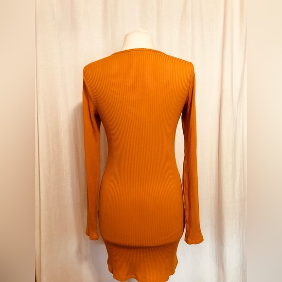ARITZIA Wilfred V- neck Mustard Orange Ribbed Knit Mini Dress Medium NWOT - Picture 8 of 8